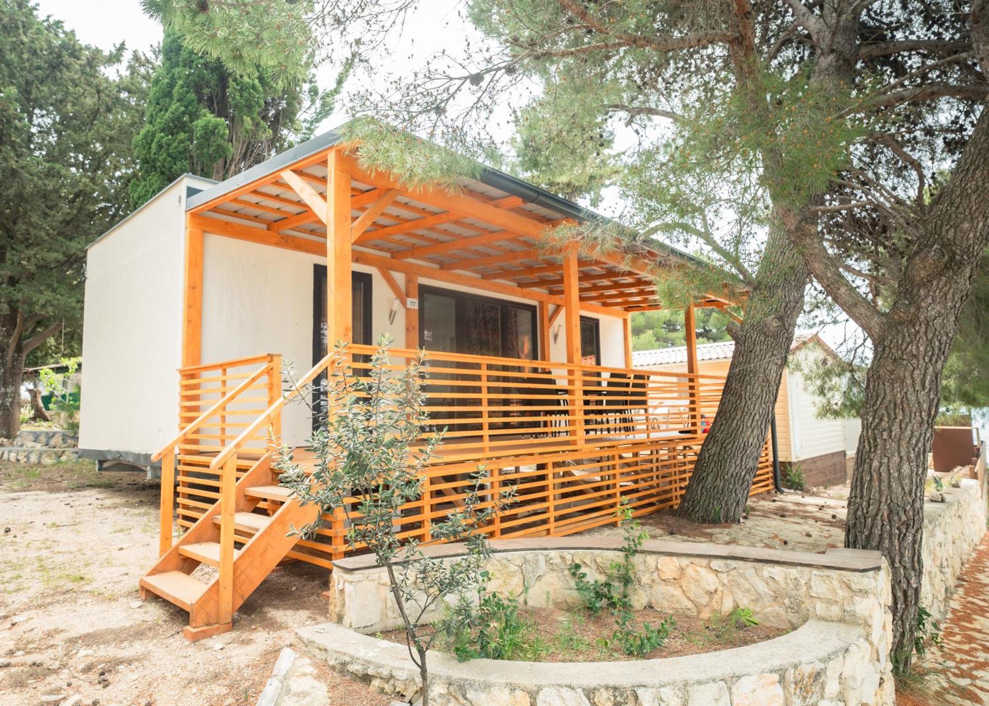 Mediteran Travel Mobile Homes Miran Pirovac Exterior photo